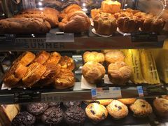 -星巴克(汾阳路店)