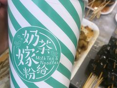 -南门金峰辣子鸡·玩串串(昌发展万科广场店)