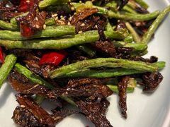 干煸豆角鹿茸菌-闫府私房菜·老字号(恒隆店)