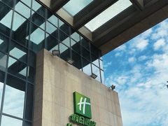 -上海虹桥西郊假日酒店