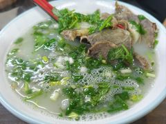 -吕记清真美食城(永兴服装街店)