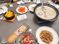 -香山湖家家宴(中山陵店)