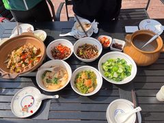-小洞天柴火土菜馆