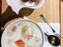 鲜奶雪耳炖木瓜-炖物24章·顺时轻养茶(杭州大厦店)