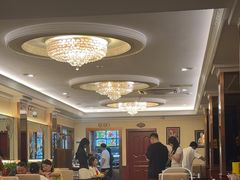 -喜乐餐厅•灯笼虾球首创者•本地小海鲜(二马路店)