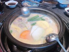 -大匠工房古船木艺术餐厅·猪肚鸡专门店(长白仙岛店)