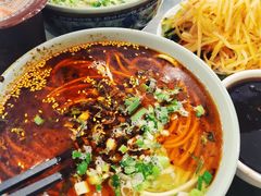 -安泊尔牛肉面(北滨河路店)