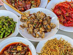 -捌贰虾蟹·江湖菜馆(江汉路店)