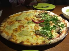 -JINNS锦时 steak&pizza(浸信会礼拜堂旧址店)
