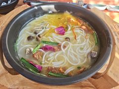 -桥香园过桥米线(国贸店)