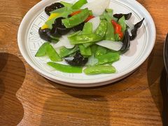 -云海肴·汽锅鸡·云南菜(天山百盛优客店)