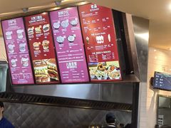 -The Habit Burger Grill 哈比特汉堡(复兴soho店)