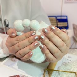 -天生爱美甲