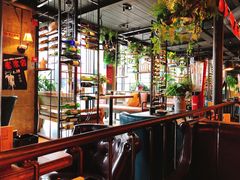 -临界音乐酒馆·小龙虾·江湖菜(华熙LIVE·鱼洞店)