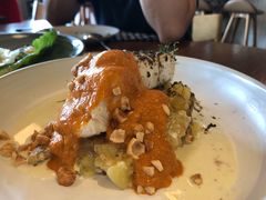 -ROAST coffee & eatery