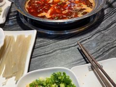 -老船舫·现做活鲜鱼馆(东郊记忆店)