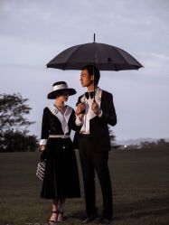 -雨墨婚纱摄影工作室