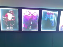 -荒岛实景沉浸密室(江汉路1店)