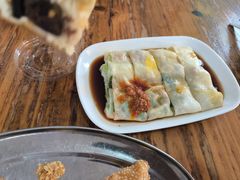 鸡蛋肠粉-兄妹生滚粥(广昌路店)