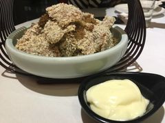 -铜锣湾·有麝自然香(渝北财富中心店)