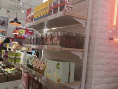 零售区-来伊份(龙之梦长宁店)