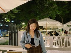 -Mark&Mars Restaurant