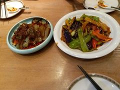 -大巴扎的姑娘(荣盛时代广场店)
