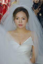 -艾米丽婚纱礼服