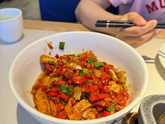 -湘鼎盛·大厨鲜炒湖南味(高新银泰店)