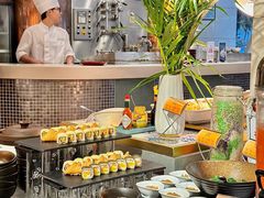 -深圳富苑皇冠假日套房酒店