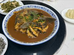 -回头客餐厅·家的味道农家菜·虹鳟鱼·铁锅炖(雁栖湖店)