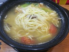 -金陵杨胖子·砂锅麻辣烫(金轮新天地店)