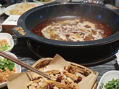 -老船舫·现做活鲜鱼馆(东郊记忆店)