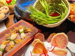 -芸山季·云南野生菌火锅(人民广场来福士店)