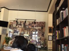 -良友书坊(安徽路店)