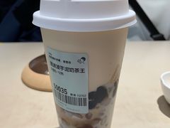 -喜茶(北京华贸购物中心店)