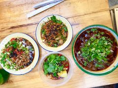 -拈签一笑黄牛肉辣卤串串