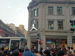 门面-JORDAN(外滩中央体验店)