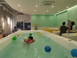 -Pony Baby宝尼婴幼儿游泳SPA馆