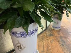 -香山湖家家宴(中山陵店)