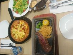 -必胜客(安盛金马店)