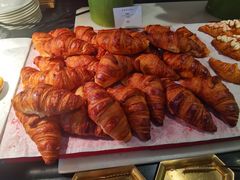 -圣丰索菲特·2 On 988 Café 自助餐厅