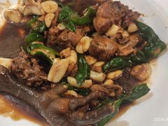 -鲁菜根·泰安菜(万达店)