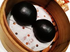 黑金流沙包-新荣记(南京西路店)