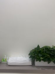 -苗方清颜专业祛痘·皮肤管理