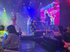 -喜鹊音乐酒馆(西街店)