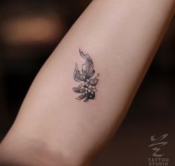 -见雾TATTOO STUDIO
