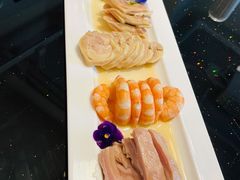 -HOMES上海本帮菜(襄阳公园店)