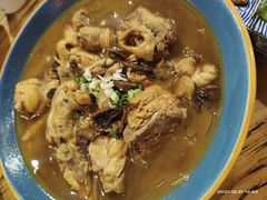 土鸡炖榛蘑粉条-關東雪东北菜(中庚漫游城店)