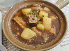 秘制牛腩煲-鹅冠港式茶餐厅(来福士店)